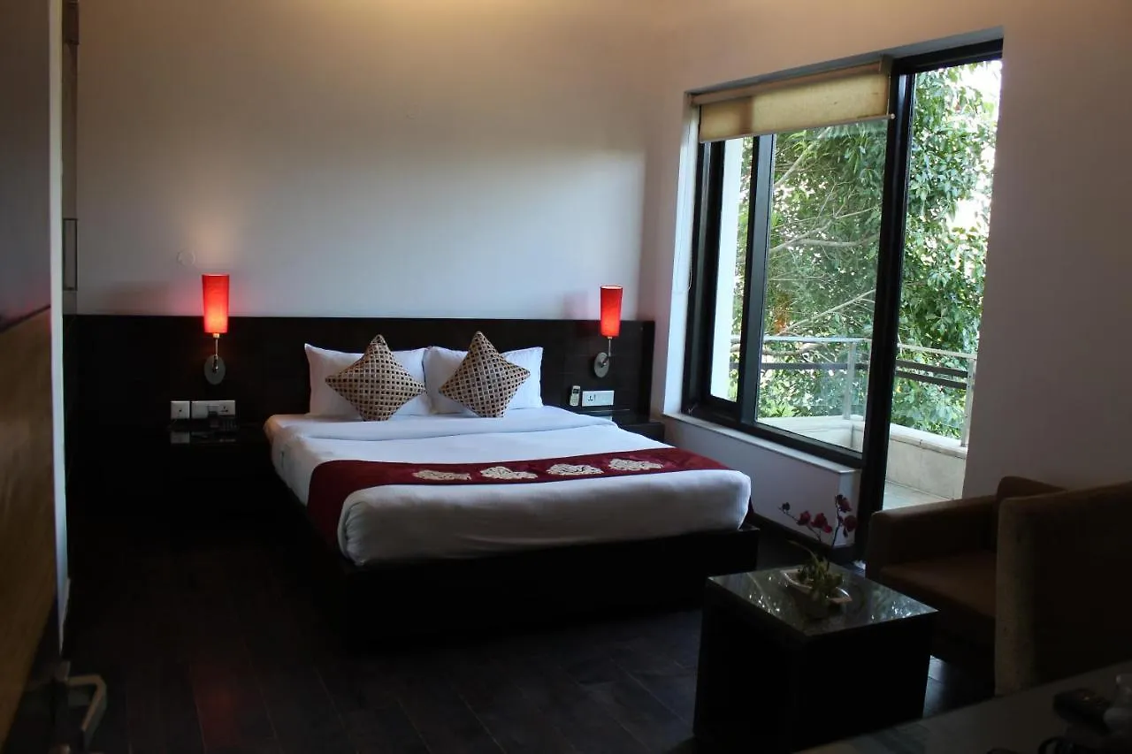 Hotel De Luxe Gurgaon 2*,  India