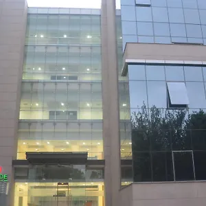 trinity-corporate-suites.hotelsdelhi.org/